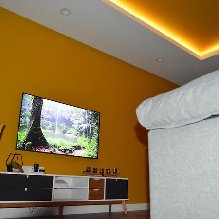 Апартаменти Diamond Tropical Торремолінос